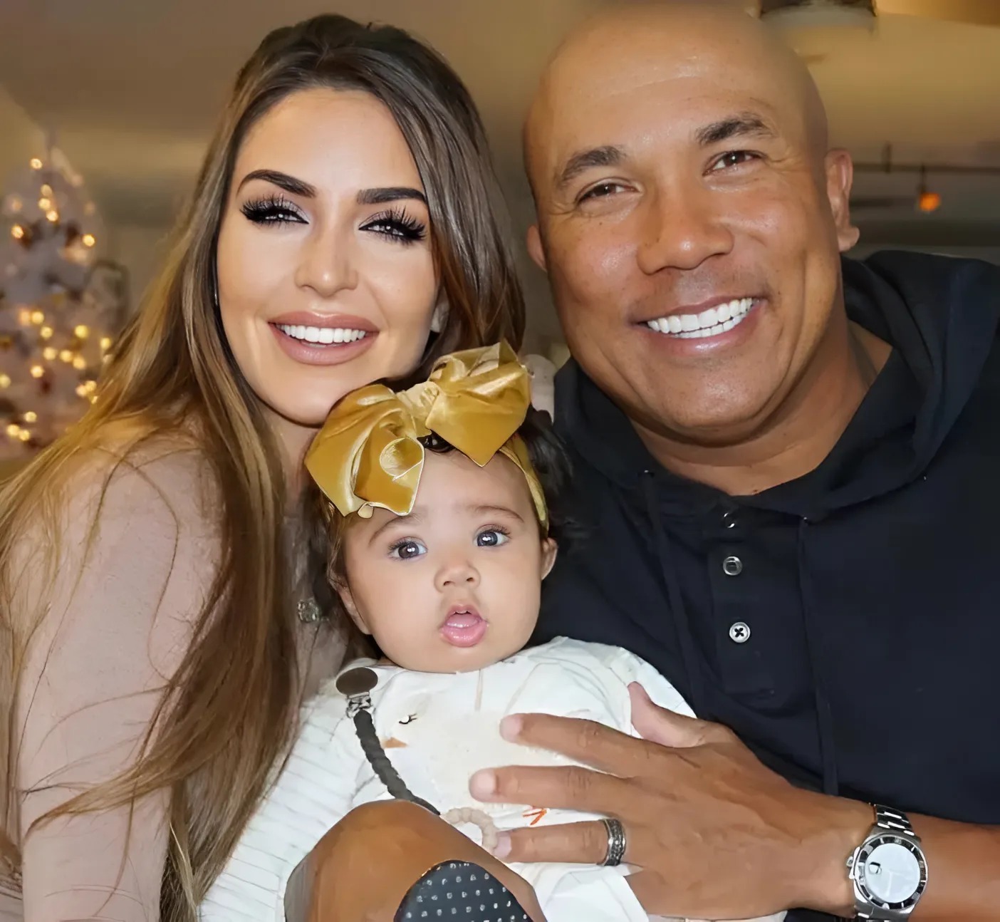 Cover Image for BREAKING: Former Pittsburgh Steelers legend Hines Ward shares heartbreaking news during their one-month trip, leaving fans in tears and praying!