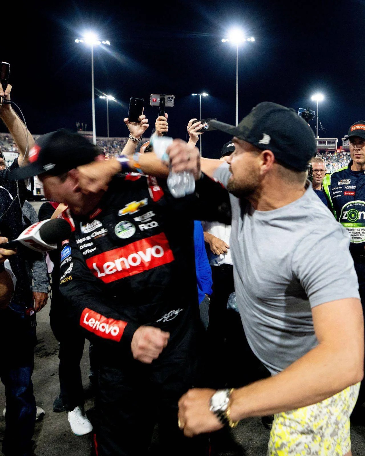 Cover Image for Breaking news: After a fierce race at NOCO 400, Ricky Stenhouse Jr. committed a violent act against Kyle Busch that shocked the Narcas community.