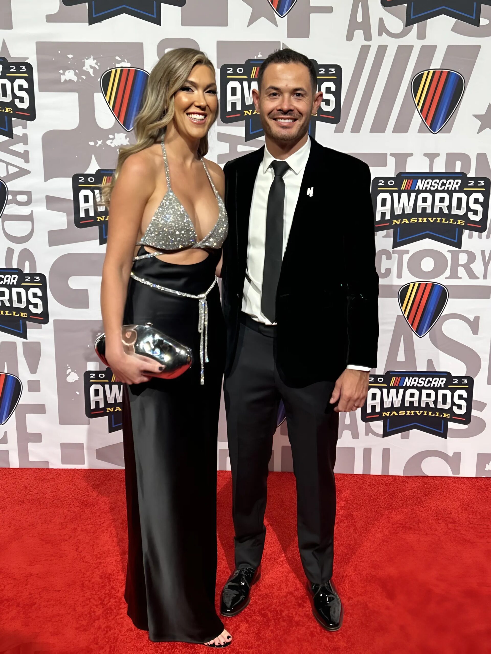 Cover Image for PHOTOS: Katelyn Sweet, Wife Of Racer Kyle Larson, Posted A Series Of Sexy Pink Bikini Photos That Made Fans Drool Because They Had Never Seen Her Do This Before…