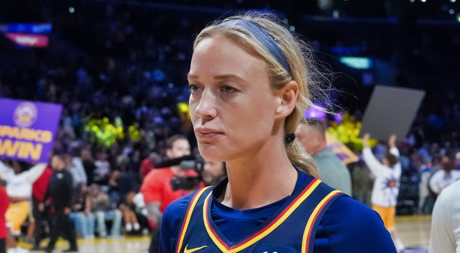 Cover Image for VIDEO: Social Media Detectives Noticed Sophie Cunningham Had A Black Eye During Her Return To Phoenix, After Getting Nailed By S*x Toy