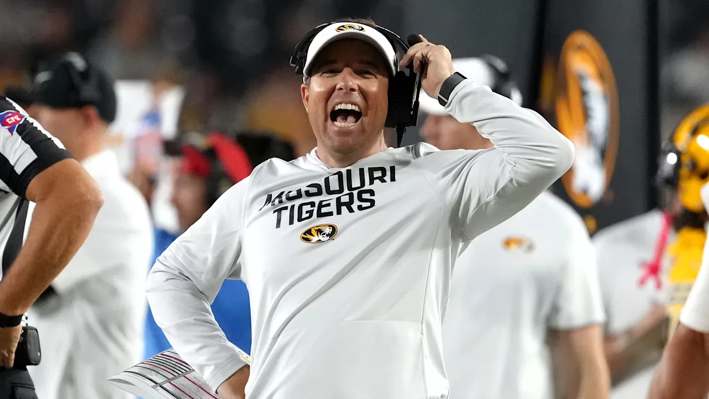 Alabama fans at a game