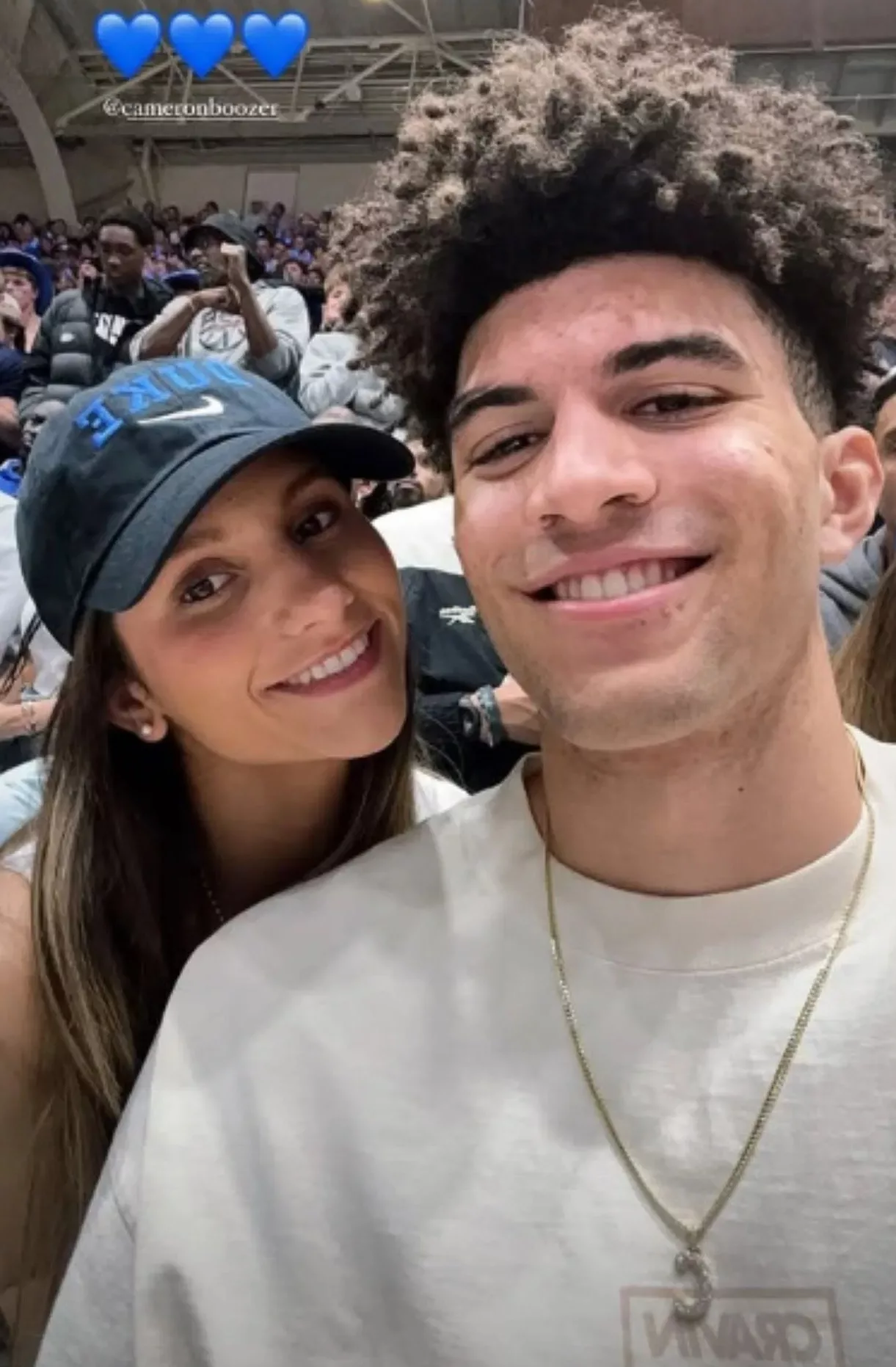 Cover Image for Cameron Boozer’s girlfriend, Yva Lauren Cao, has social media drooling over her image in a tight pink bikini that highlights her bust and hips, showcasing an unusually seductive figure that we seemingly haven’t seen before!