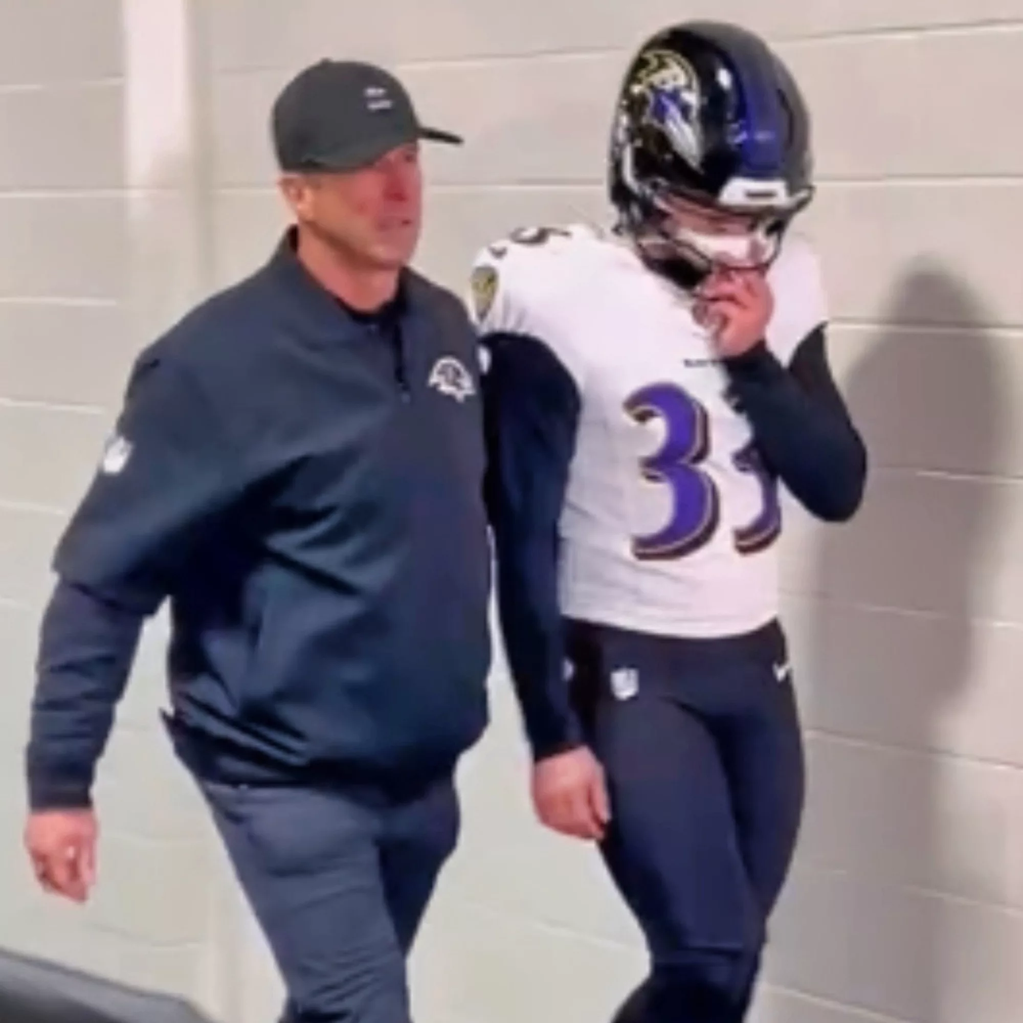 Behind-The-Scenes Cameras Caught Ravens HC John Harbaugh’s Actions Towards Tyler Loop After His Missed Field-Goal Ended 