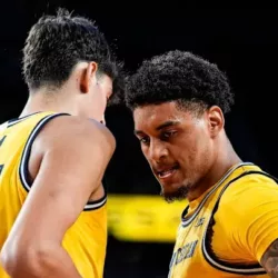 THE LOCKER ROOM CIVIL WAR: Shocking Halftime Video Exposes Rift Between Yaxel Lendeborg and Aday Mara