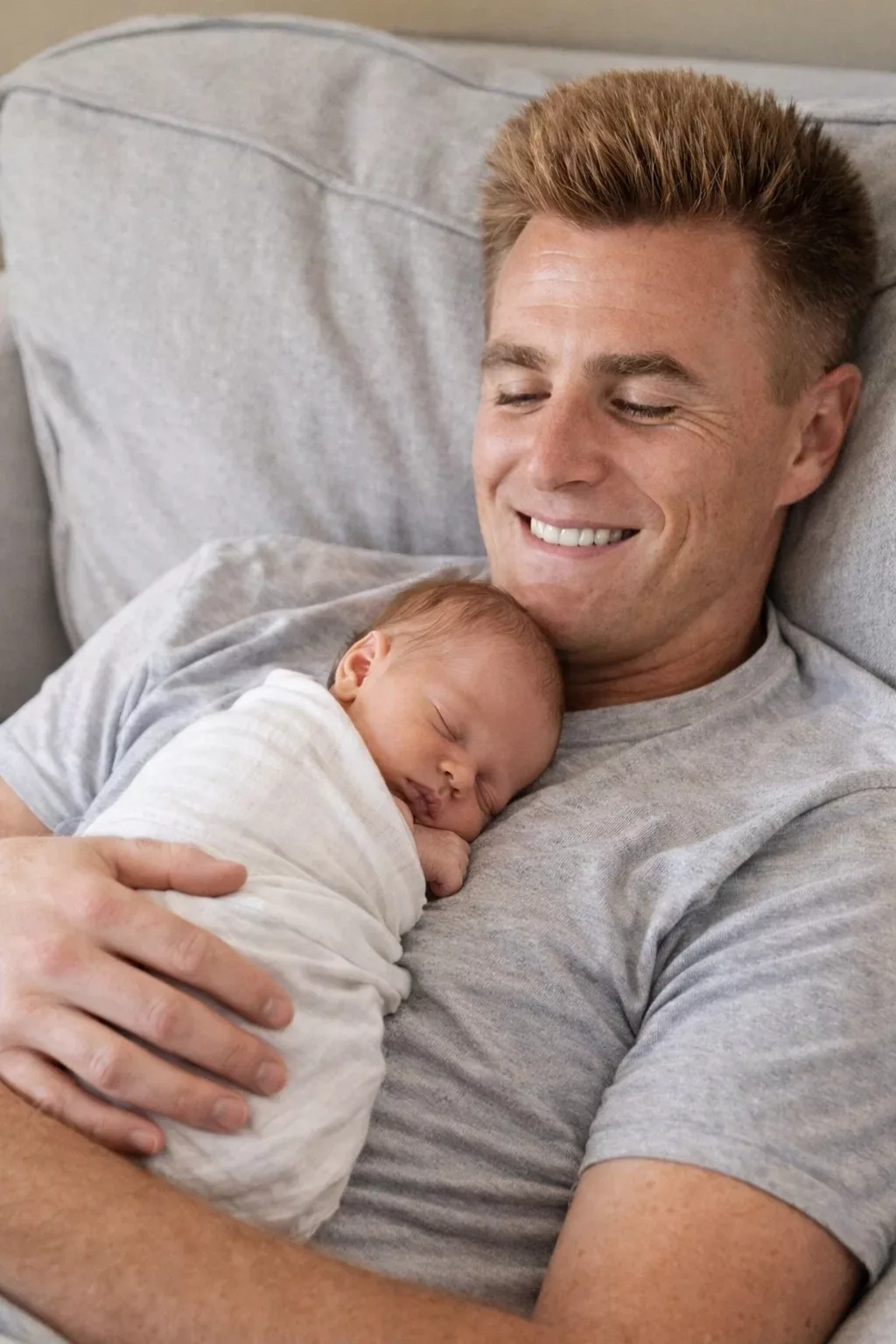 Cover Image for A Moment Bigger Than Football: Bo Nix Welcomes His Newborn in an Emotional Scene That Touched Fans Everywhere