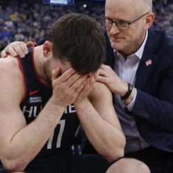 BEYOND THE BOX SCORE: Dan Hurley and Alex Karaban’s Moment of Grace in the Shadows of Defeat