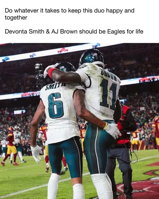 Cover Image for Welp… things might not be as smooth in Philly as they seem. DeVonta Smith is reportedly growing frustrated with the Philadelphia Eagles offense, and fans are starting to take notice. Despite the team’s talent, the rhythm just hasn’t looked right lately — and when a quiet leader like Smith shows signs of frustration, it speaks volumes. Is it play-calling? Chemistry? Or something deeper behind the scenes? One thing’s for sure: when your top playmakers aren’t fully in sync, it can change everything. Philly still has time to fix it, but the pressure is building fast. Curious what’s really going on inside the locker room? You’re not alone 👀