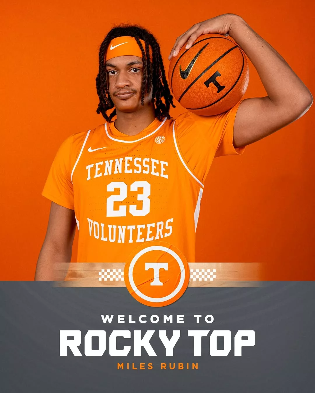 Cover Image for 🚨 BREAKING: Miles Rubin Commits to Tennessee Volunteers men’s basketball — Chicago Standout Heads to Knoxville