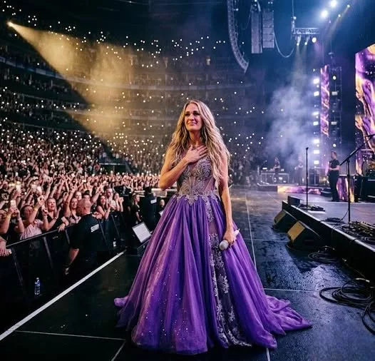 Cover Image for 🎶 SHE COULDN’T FINISH THE SONG — SO 20,000 VOICES DID IT FOR HER. 🎤✨