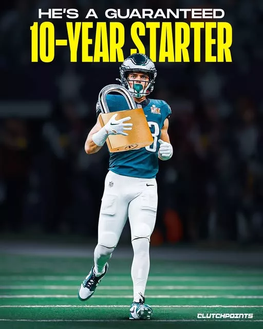 Cover Image for 🦅 A STAR is taking over Philly’s secondary… and it’s happening FAST 👀 Cooper DeJean isn’t just good — he’s becoming a PROBLEM for offenses. After a First-Team All-Pro 2025 season, he’s doing it all for the Philadelphia Eagles 😳 Lockdown coverage. Big hits. Playmaking instincts. 👉 With elite production already and a massive extension looming… is DeJean already one of the BEST DBs in the league? The full breakdown is scary.