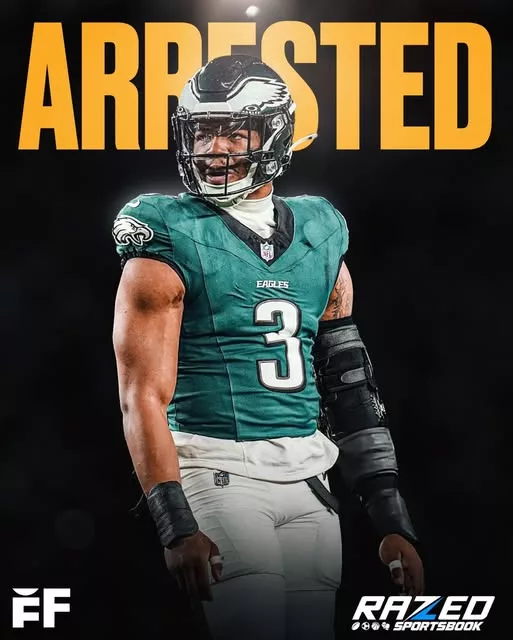 Cover Image for 🚨 BREAKING: Eagles pass-rusher Nolan Smith has reportedly been arrested after allegedly driving 137 MPH in a 70 MPH zone, according to the Georgia Gazette. 😳🦅 The 25-year-old linebacker was booked into Twiggs County Jail on charges related to excessive speeding and reckless driving, instantly sending shockwaves through the Eagles fanbase just as expectations for Philadelphia’s defense were rising. What’s making the situation even more concerning is the growing pattern connected to former Georgia Bulldogs players and reckless driving incidents over the last few years — something that has already drawn heavy criticism across the football world. Now fans are waiting for answers from both Smith and the Eagles organization as questions begin swirling about possible league discipline and how this could impact his future heading into the season. 👀