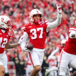 BREAKING NEWS: Ohio Bobcats head coach John Hauser’s postgame gesture toward the Nebraska Cornhuskers players following his team’s crushing 21–49 loss has gone viral on social media.
