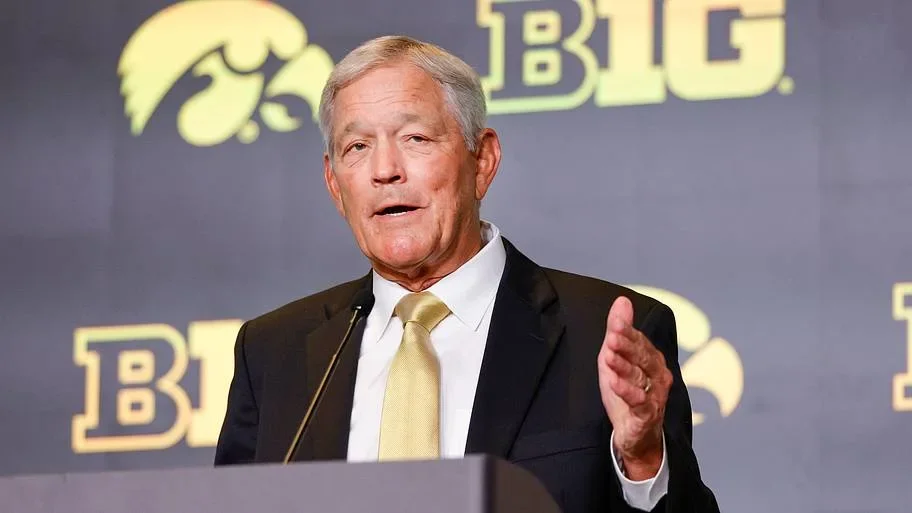 Cover Image for IOWA WINS 16–13, BUT THE REAL EXPLOSION CAME AFTER THE FINAL WHISTLE