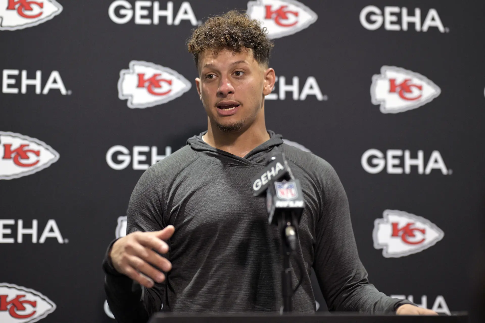 Cover Image for 🚨 JUST IN: 30 MINUTES AGO, IN KANSAS CITY, CHIEFS STAR PATRICK MAHOMES WAS OFFICIALLY CONFIRMED AS….. – thaituan123