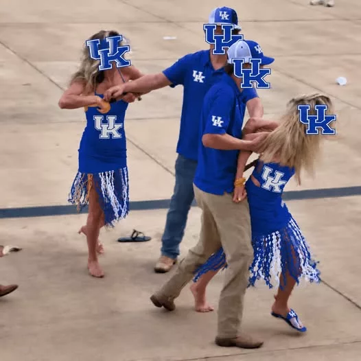 Cover Image for 🚨 Female Kentucky Wildcats Fans Were Caught Throwing Down During Wild College Football Tailgate Brawl [VIDEO]
