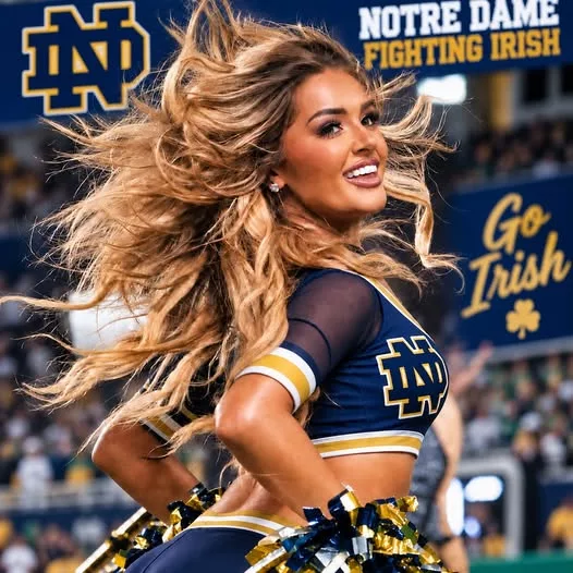 Cover Image for 🔥 ‘World’s Hottest’ Notre Dame Fighting Irish Cheerleader Had Her Cheeks Out On The Sideline, And Fans Went Wild [PHOTO]