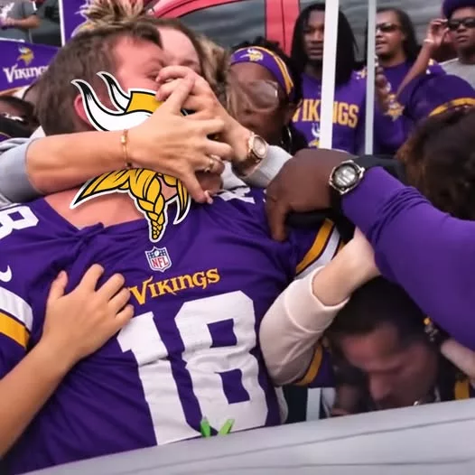 Cover Image for 🚨 Aggressive Male Minnesota Vikings Fan Allegedly Slams Female’s Head On Car During Violent Parking Lot Brawl [VIDEO]