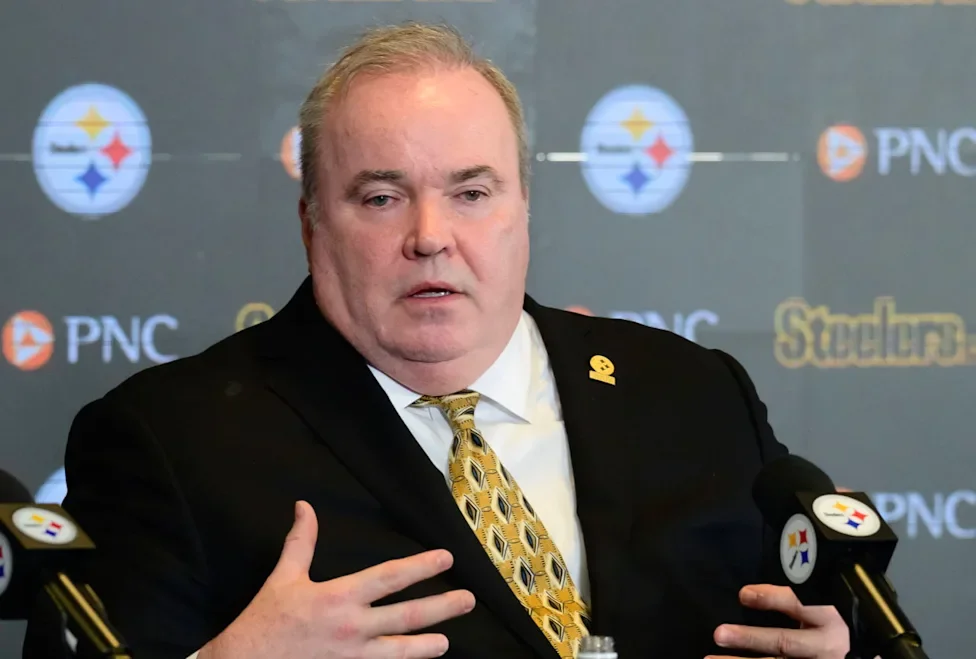 Cover Image for BREAKING NEWS: A standout Pittsburgh Steelers star has been ruled out for the entire season after suffering a serious injury during practice.