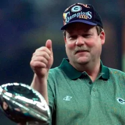 BREAKING NEWS: Green Bay Packers Directors has finalized a landmark agreement with Mike Holmgren. This deal reportedly worth $500 million….