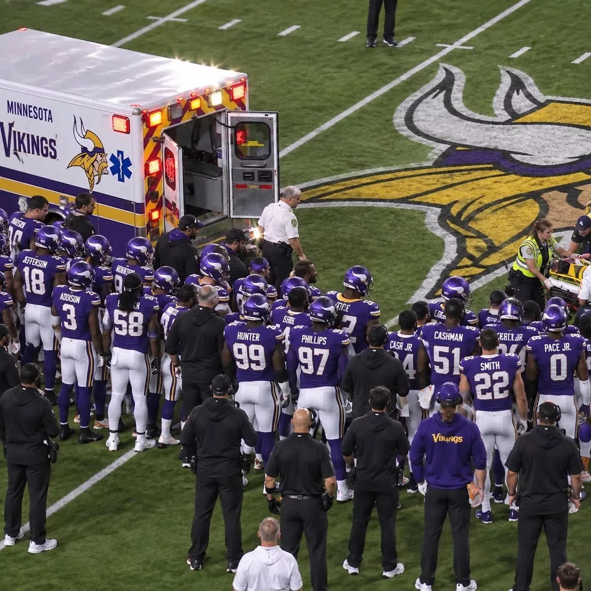 Cover Image for 🚨 Scariest NFL Scene Since Damar Hamlin? Ambulance Rushes Onto Field for Minnesota Vikings Star [VIDEO]