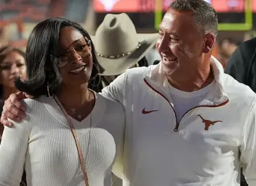 Cover Image for 💔🚨 JUST MINUTES AGO: “We Can’t Stay Silent About This Anymore…” Steve Sarkisian and his wife stunned Texas Longhorns fans with an unexpected statement after revealing what has been happening behind the scenes — and their next words immediately sparked questions about what comes next for the couple…
