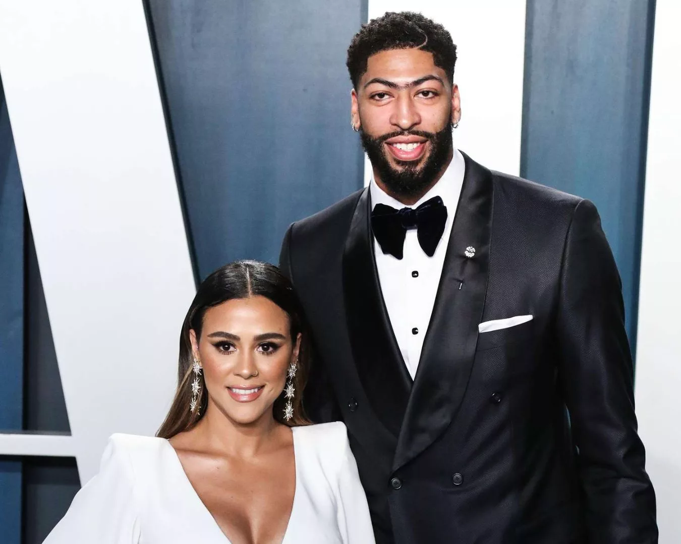 Cover Image for “THE ENTIRE COLLEGE BASKETBALL WORLD IS HEARTBROKEN” — Anthony Davis Reveals His Wife Marlen Polanco Davis’s Serious Illness