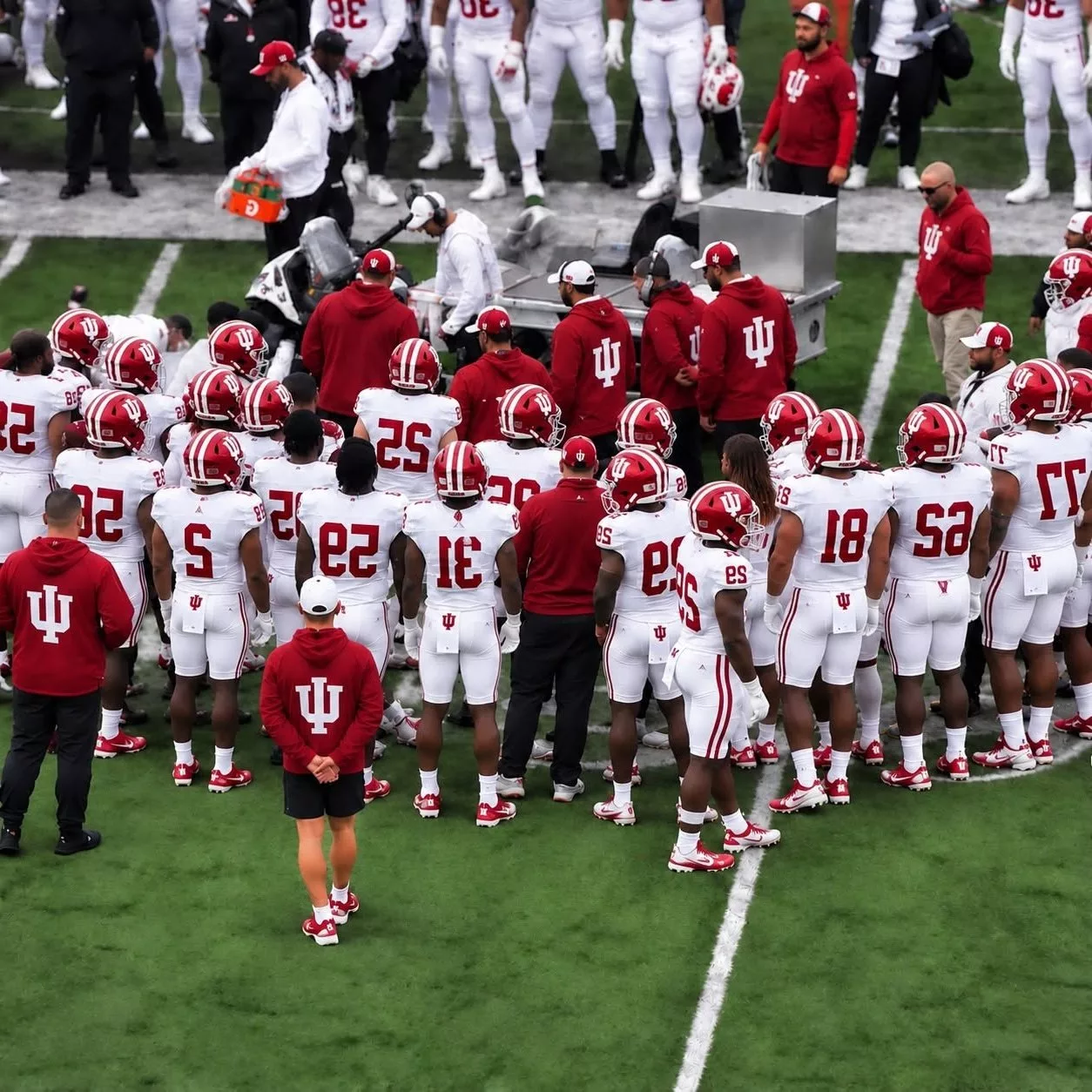 Cover Image for 🚨 SCARIEST FOOTBALL SCENE SINCE DAMAR HAMLIN? Indiana Hoosiers Game Comes to a Terrifying Halt as Medical Staff Rush Onto the Field After a Brutal Injury [VIDEO]