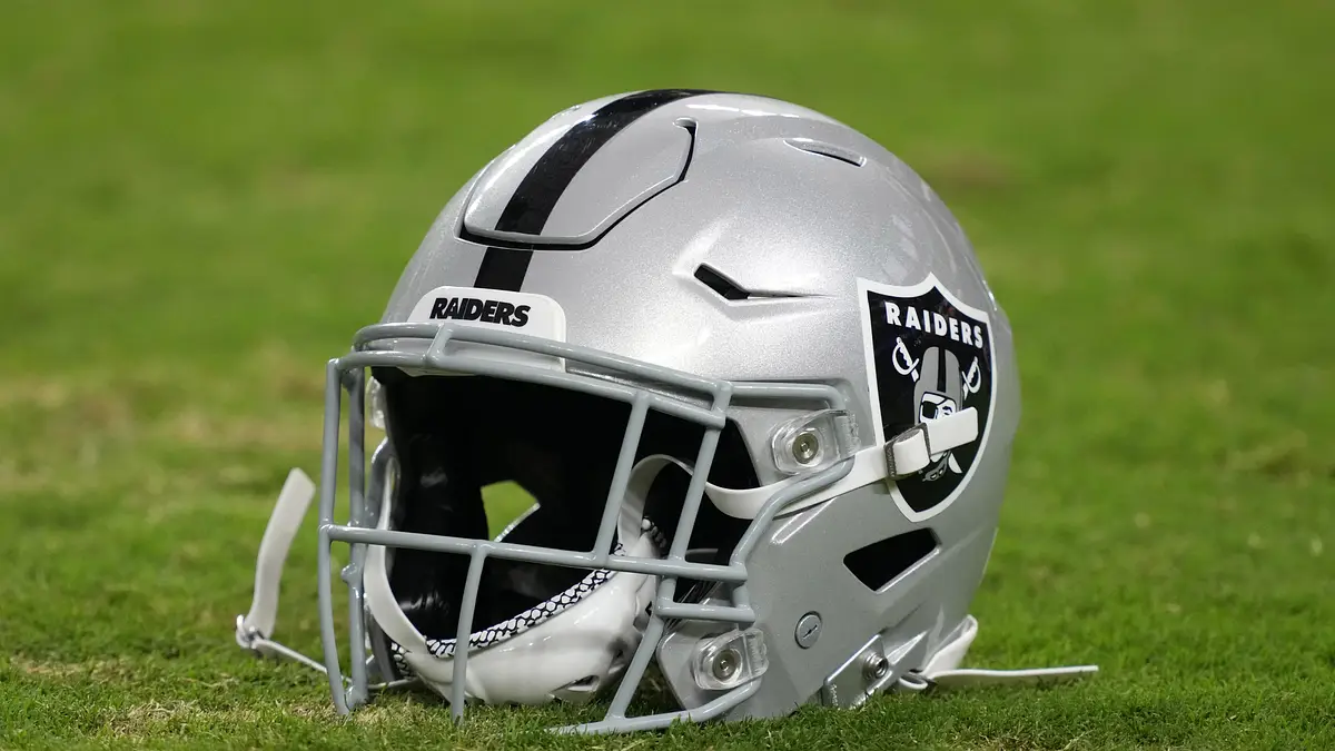 Cover Image for BREAKING: Raiders Legend & Super Bowl Champion Has Passed Away