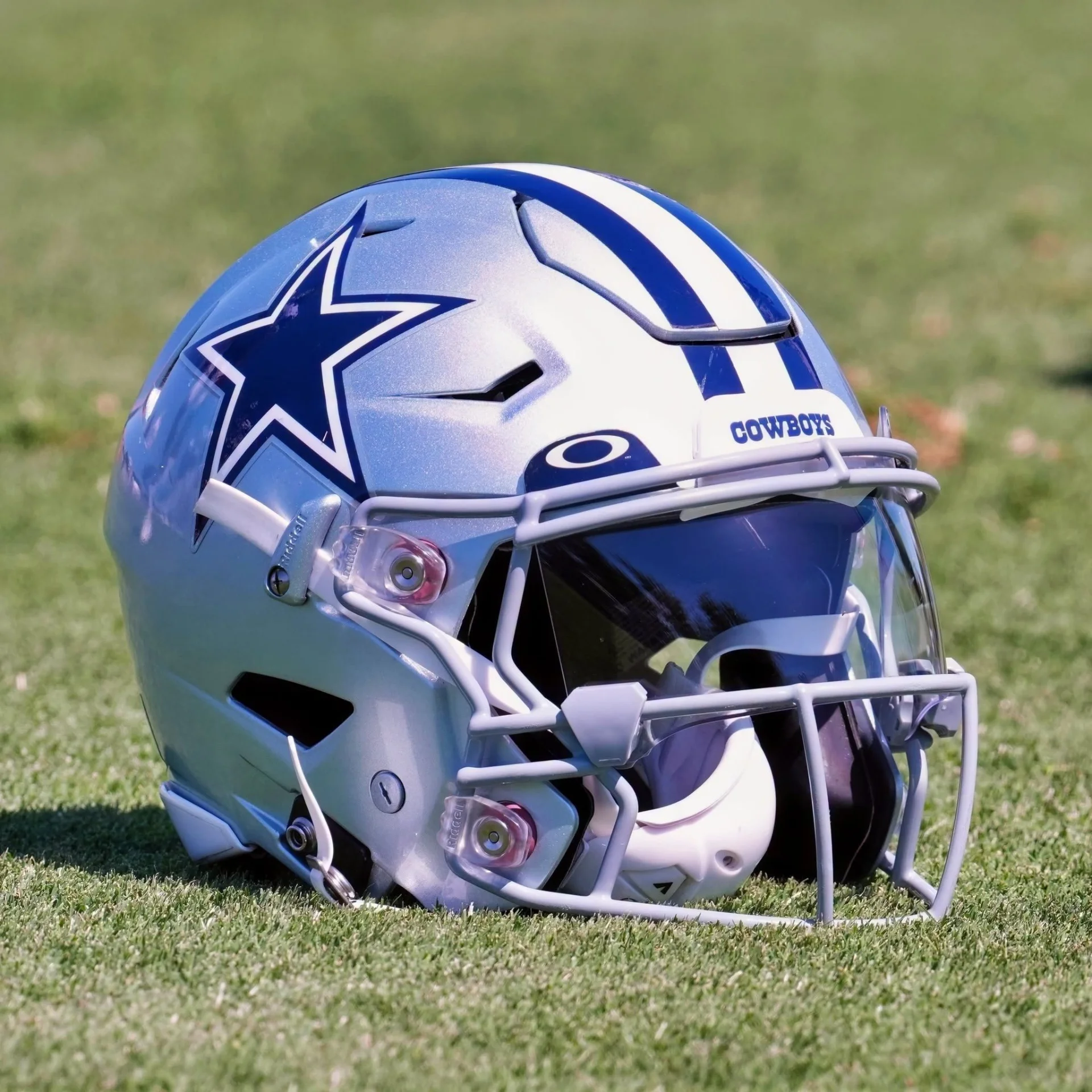 Cover Image for Former Dallas Cowboys Player Has Tragically Died At 35 Following Wife’s Heartbreaking Revelation