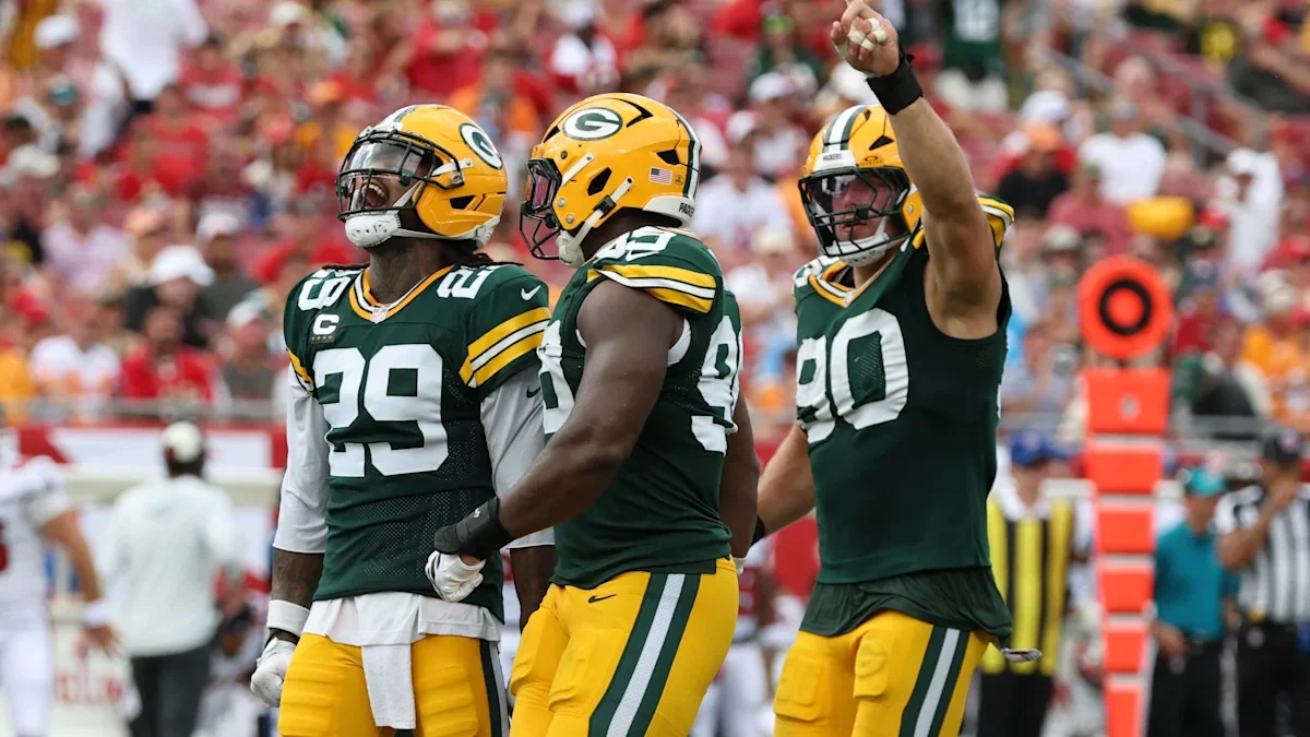 Cover Image for DIVISIONAL WAR OF WORDS: Ben Johnson’s Scorched-Earth Press Conference After Packers Blowout Ignites North Rivalry