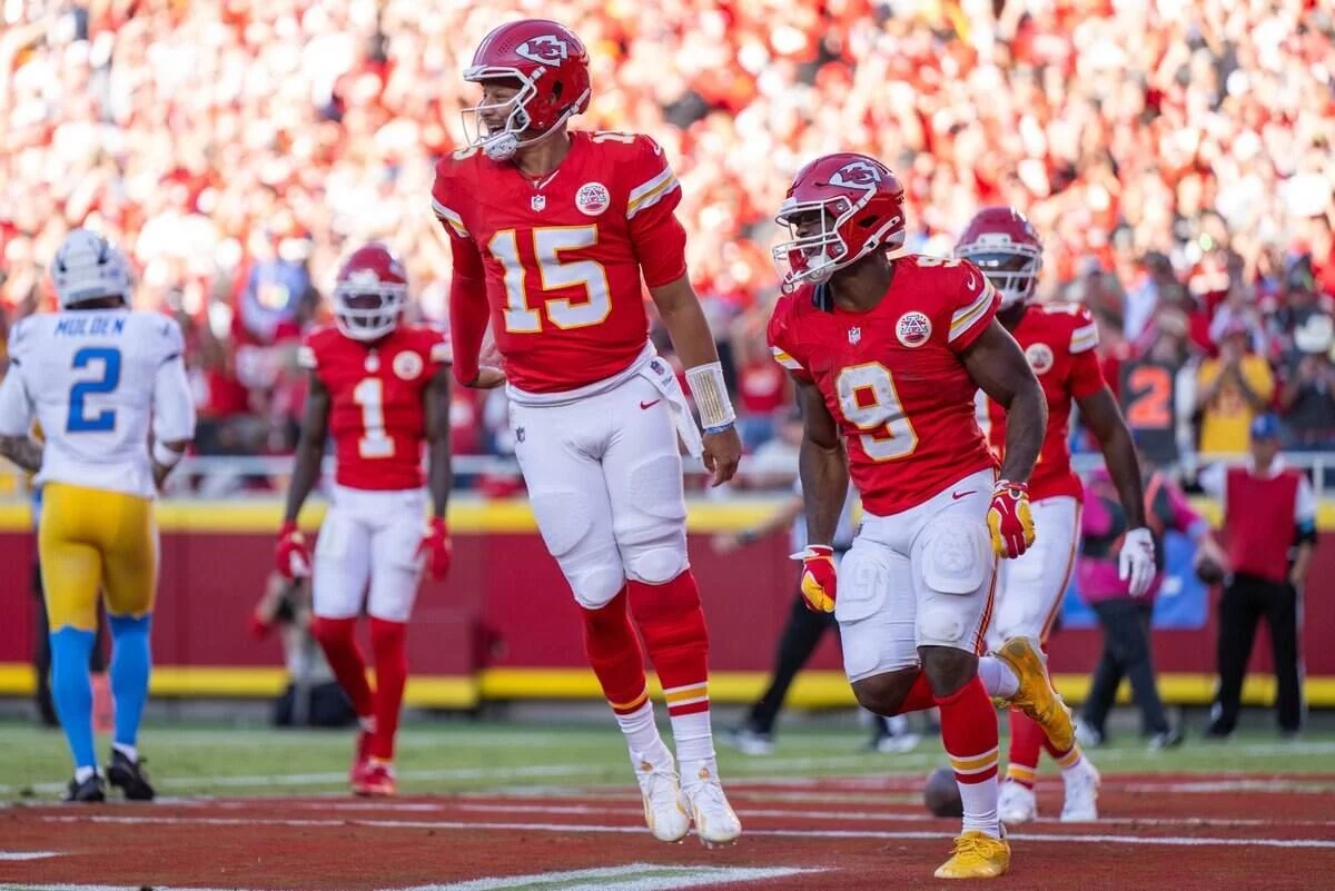 Cover Image for BREAKING NEWS: After the Kansas City Chiefs’ hard-fought victory over the Los Angeles Chargers, the sharpest “hit” of the evening didn’t come from the football field