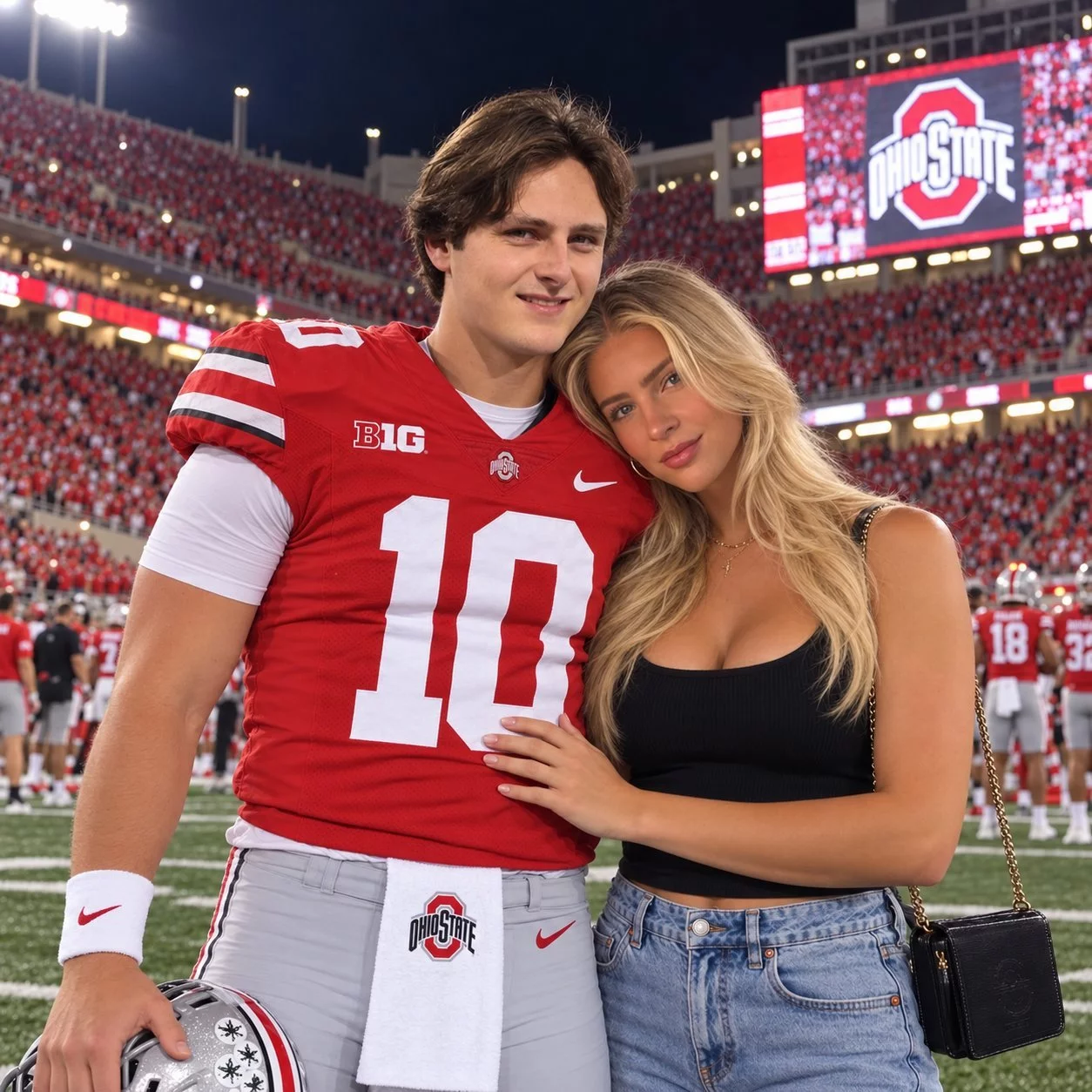 Cover Image for 🔥 SURPRISE: Rumored Girlfriend of Ohio State Quarterback Julian Sayin Turns Heads in Stunning Beach Photo Collection — Leaving Everyone Speechless! 😍🔥